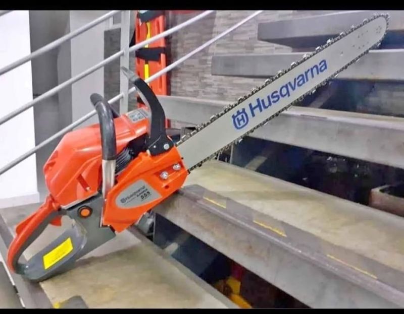 Comprar Motosierra Husvarna 555 en Electroshopy